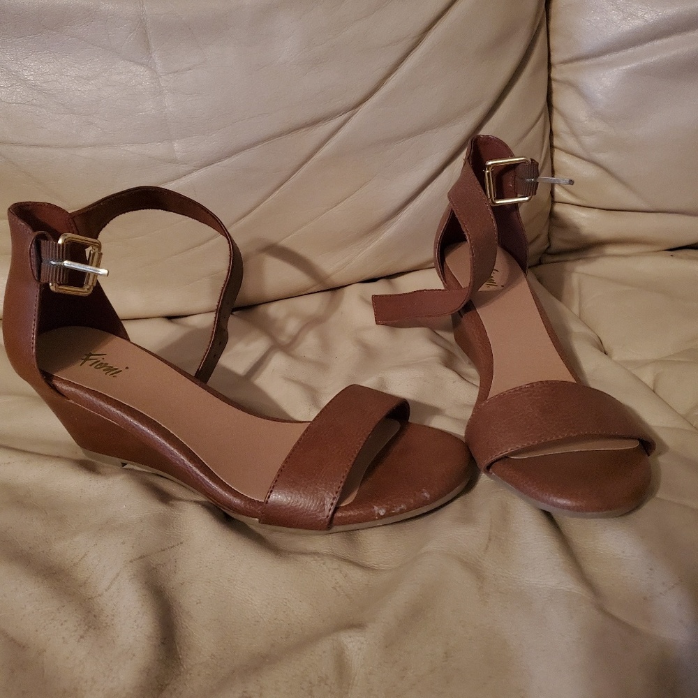 Size 7 Strappy Brown Heels